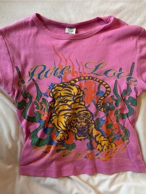 Urban Outfitters Pink Tiger Graphic Short Sleeve Tee
